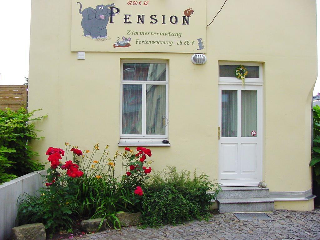 Pension Pieschen Dresde Exterior foto